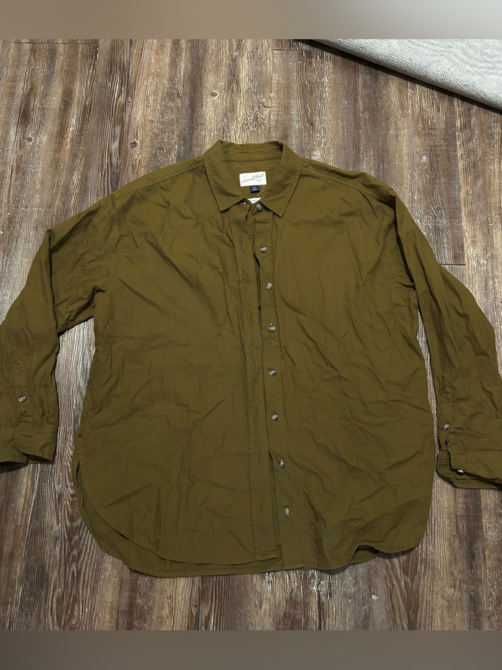 Women’s Universal Thread Olive Brown Oversized Fit Button Down Shirt Size M
